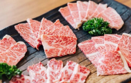 Thăn Lưng Bò Kobe Nhật – Di Sản Ẩm Thực Vùng Hyogo: Khi Vân Mỡ Là Một Tuyệt Tác