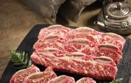 호주산 갈비 – 서양식 스테이크와 한식의 만남